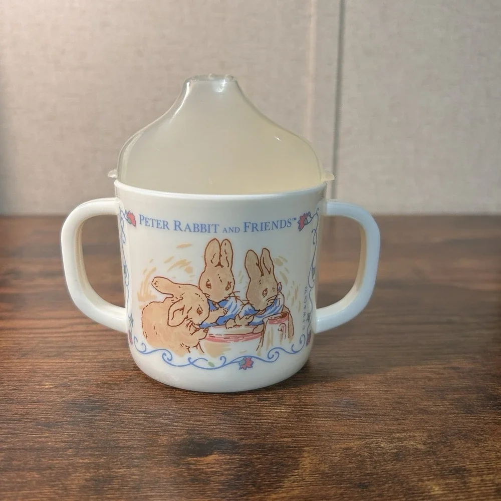 VTG Peter Rabbit New in the Box Vinyl Bib Two-Handled Plastic Sippy Cup Set Eden